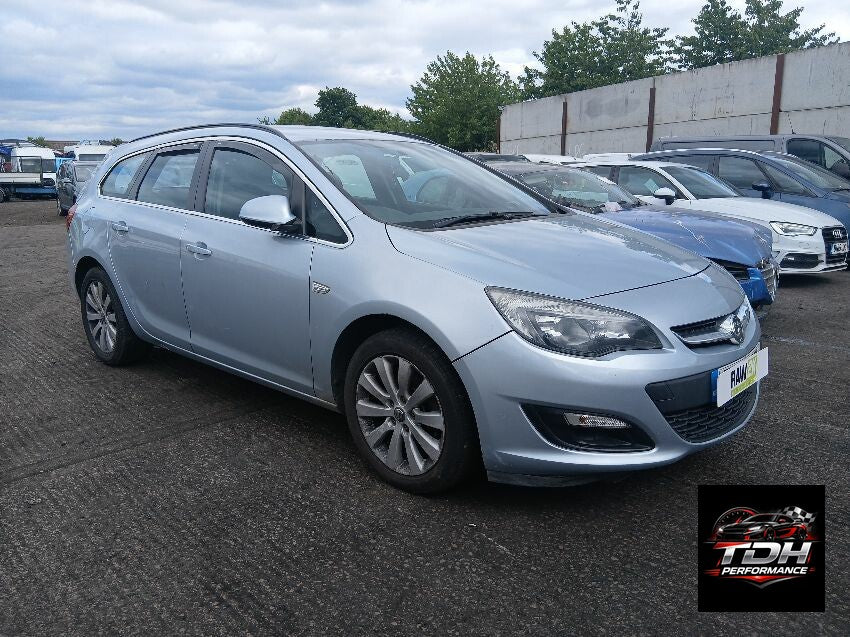 Opel / Vauxhall Astra J Sports Tourer (2009-2015) Plateado - Despiece / Recambios