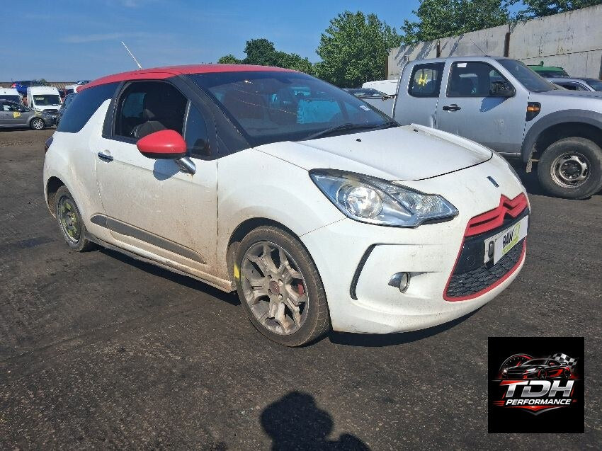 Citroën DS3 2009-2016 Blanco y Rojo | Despiece Recambios