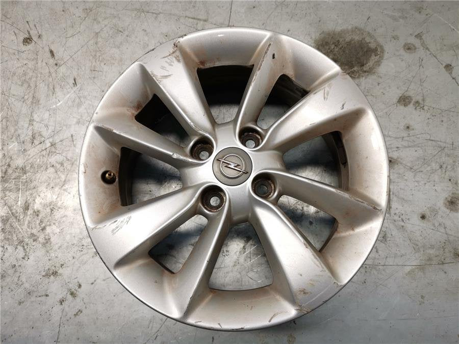 Llanta Opel Corsa E