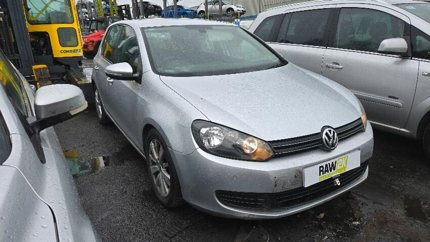 Volkswagen Golf VI (2008-2012) Plateado - Despiece / Recambios