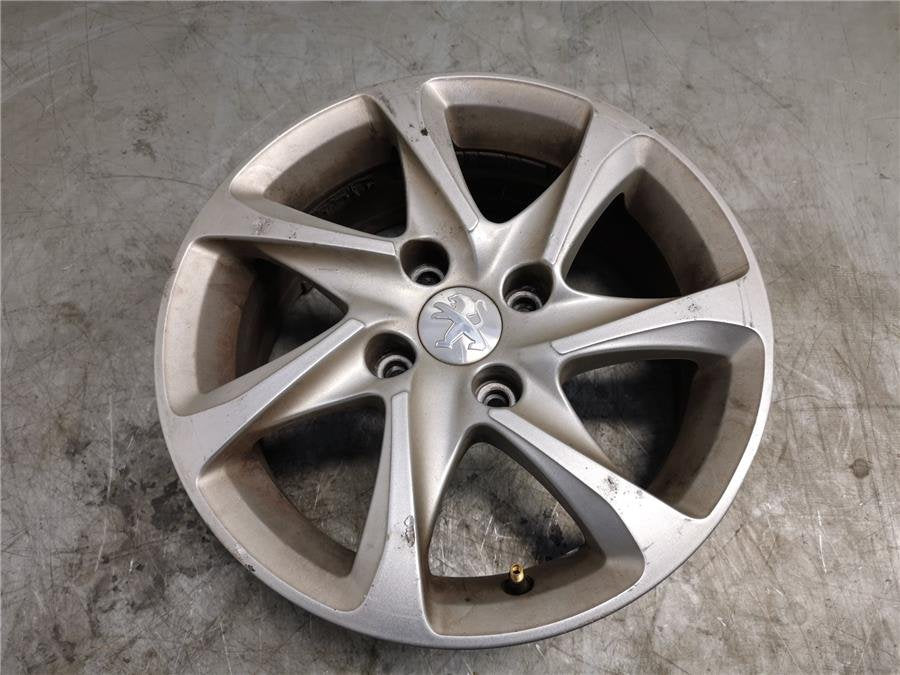 Llanta Peugeot 208