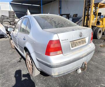 Volkswagen Bora Berlina 1.9 Conceptline 1998 - Despiece