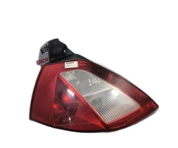 Piloto trasero izquierdo 82000073236 de Renault Megane ii (bm0/1_, cm0/1_) 2002-2008
