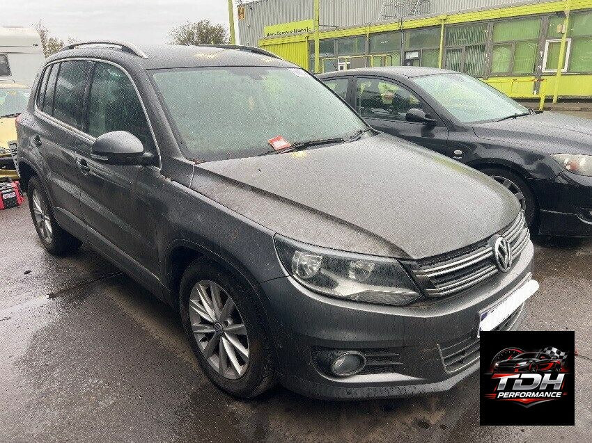 Despiece Volkswagen Tiguan 5N Facelift (2011-2016) SUV Gris - Recambios