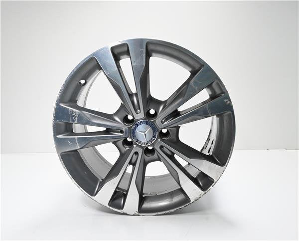 Llanta Rueda Trasera Izquierda Mercedes-Benz - Clase C