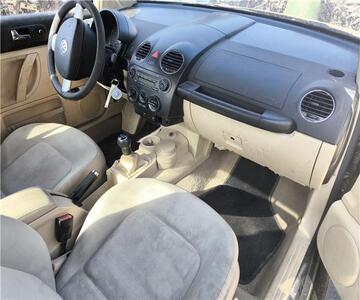 Volkswagen New Beetle Berlina 1.6 1999 - Despiece