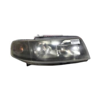 Faro derecho de Seat Leon (1m1)
