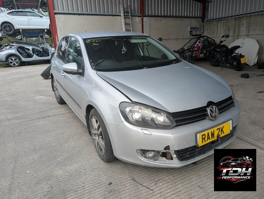 Volkswagen Golf VI (2008-2013) Plateado - Despiece / Recambios Usados