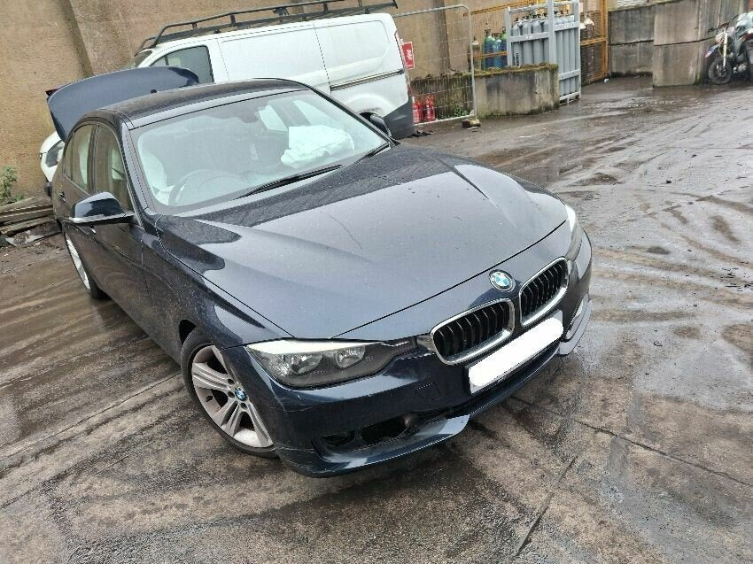BMW Serie 3 F30 (2012-2019) Gris Oscuro - Despiece / Recambios