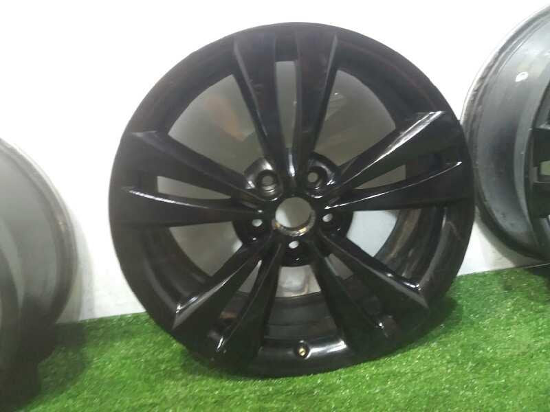 Llanta Audi A3