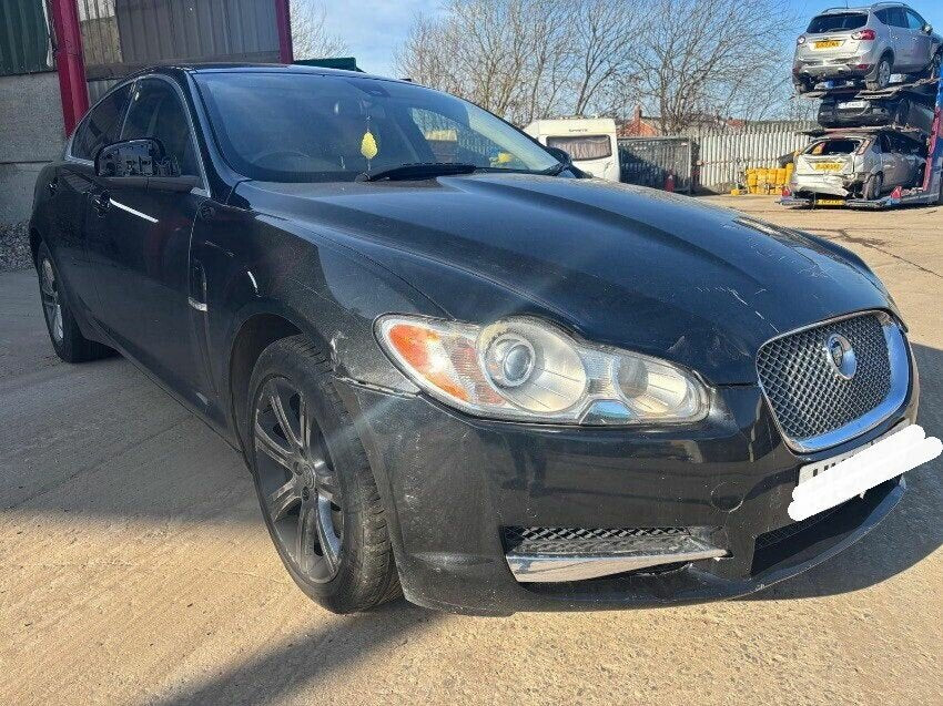 Jaguar XF X250 (2007-2011) Negro - Despiece / Recambios