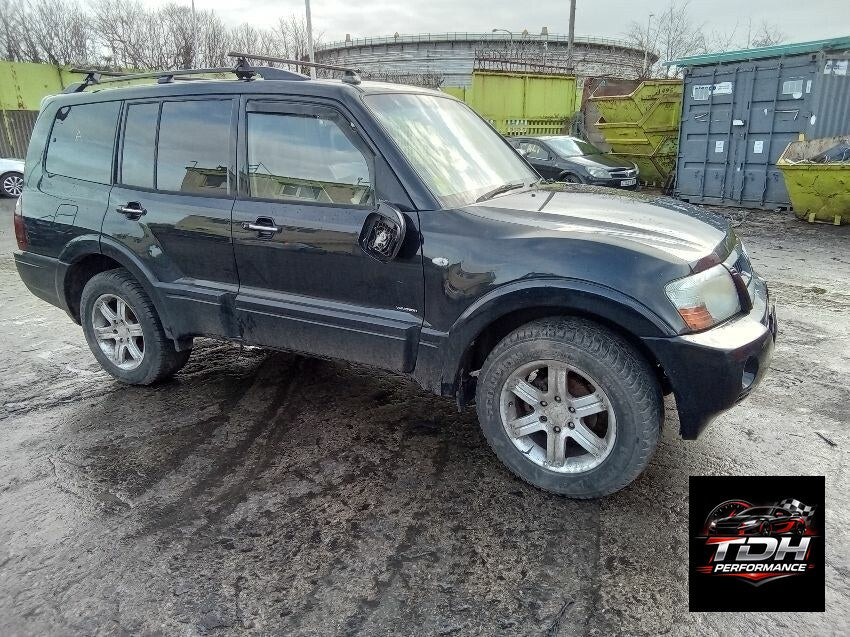 Despiece Mitsubishi Montero / Pajero V60 V70 (1999-2006) 3.2 DI-D Negro - Recambios