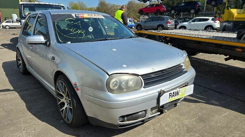 Volkswagen Golf IV Mk4 1997-2004 Despiece / Recambios - Color Plata
