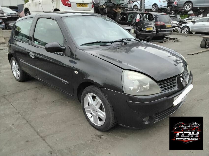 Renault Clio II Phase 2 (2001-2012) 3p Negro - Despiece / Recambios
