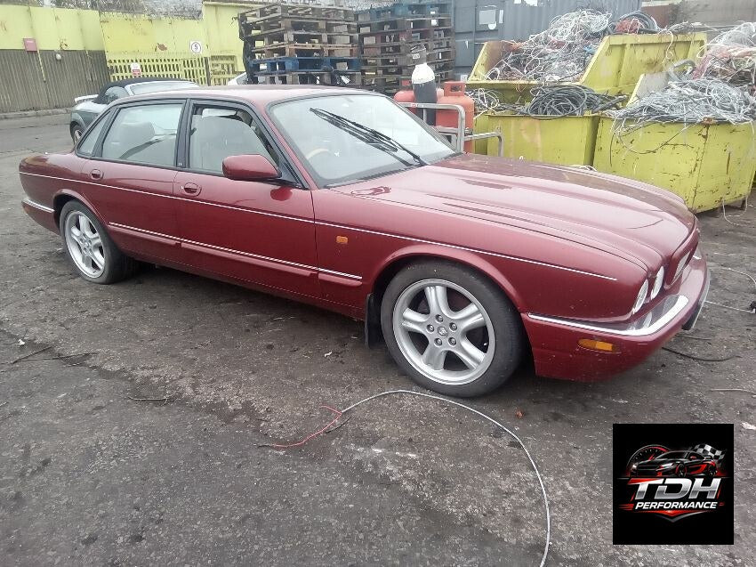 Jaguar XJ X308 (1997-2003) Granate - Despiece / Recambios