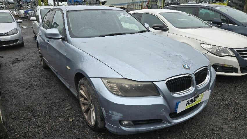 Despiece BMW Serie 3 E90 Berlina 2005-2011 Azul Claro - Recambios