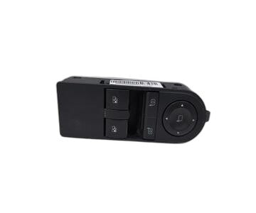 Mando elevalunas delantero izquierdo 13228706 de Opel Zafira b