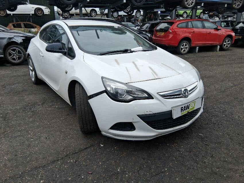 Opel Astra GTC J (2011-2018) Blanco - Despiece / Recambios