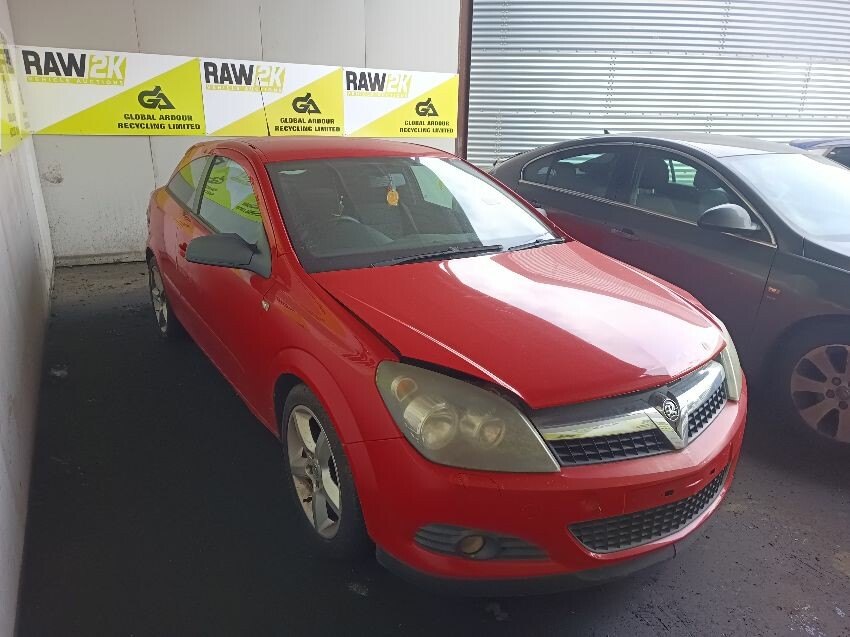 Despiece / Recambios Opel Astra H GTC (2004-2010) Rojo