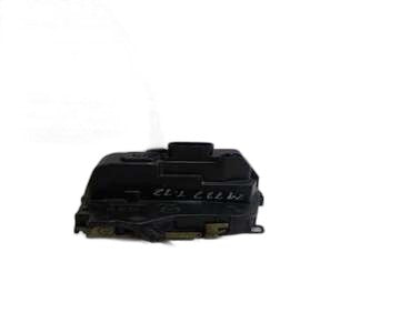 Cerradura puerta trasera izquierda 1226b3 de Nissan Primera traveller (p12)