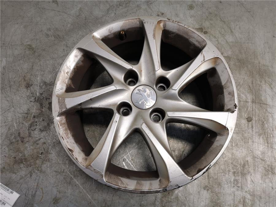Llanta Peugeot 208
