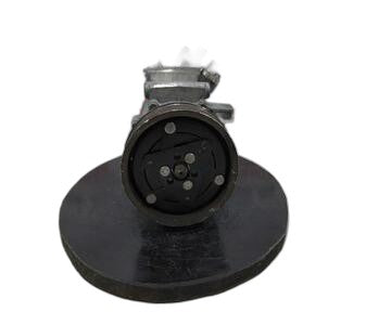 Compresor del aire acondicionado 8200651251A de Nissan Tiida (c11x/sc11x)