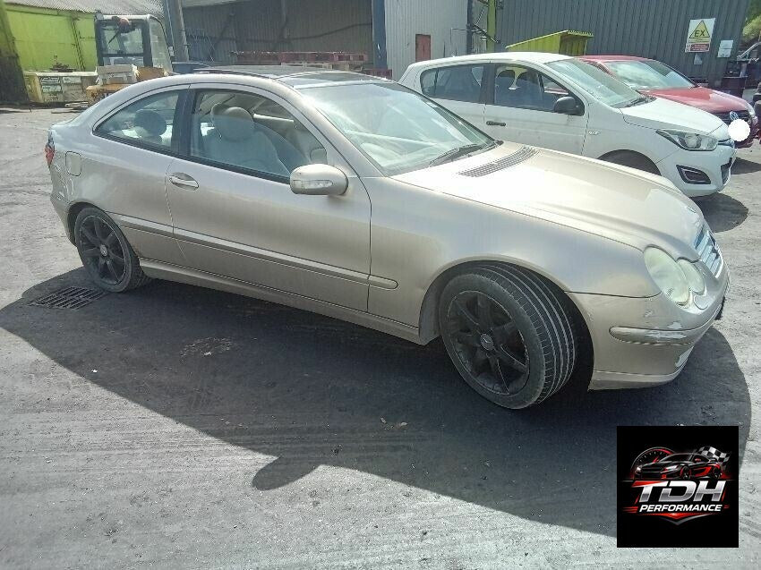 Despiece / Recambios Mercedes Clase C SportCoupé CL203 2001-2008 Champagne