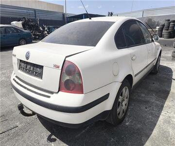 Volkswagen Passat Berlina 1.9 Trendline 2000 - Despiece