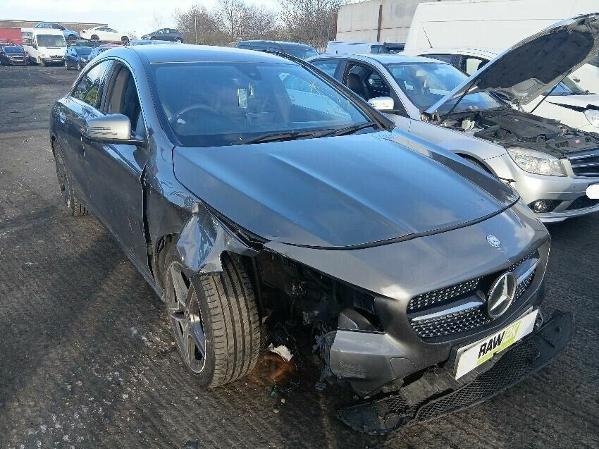 Despiece Mercedes CLA C117 (2013-2019) Gris Montaña - Recambios