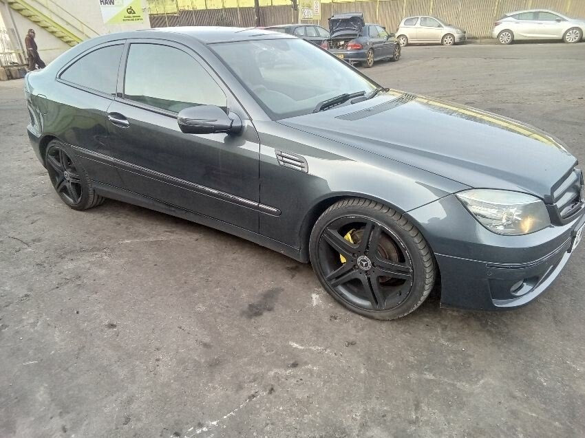 Mercedes-Benz Clase CLC CL203 (2008-2011) Gris - Despiece y Recambios