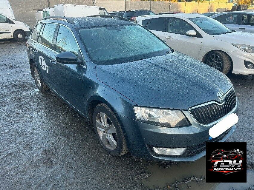 Skoda Octavia III 5E Combi (2013-2016) Azul - Despiece / Recambios