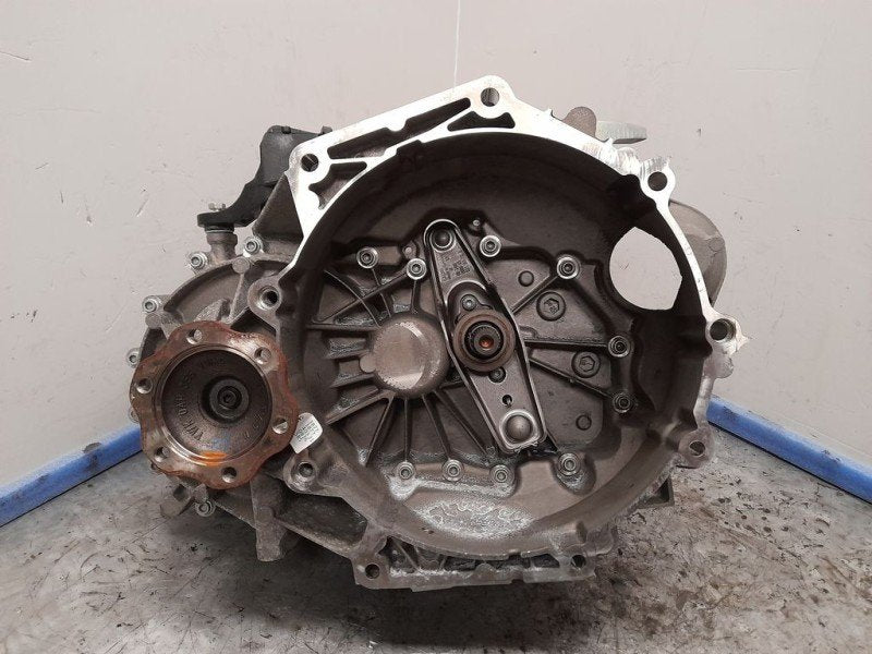 Caja de Cambios Manual Skoda Octavia Lim 5E3 Active UDM