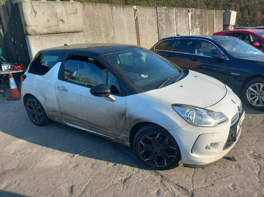 Citroën DS3 (2009-2016) Blanco y Negro - Despiece / Recambios