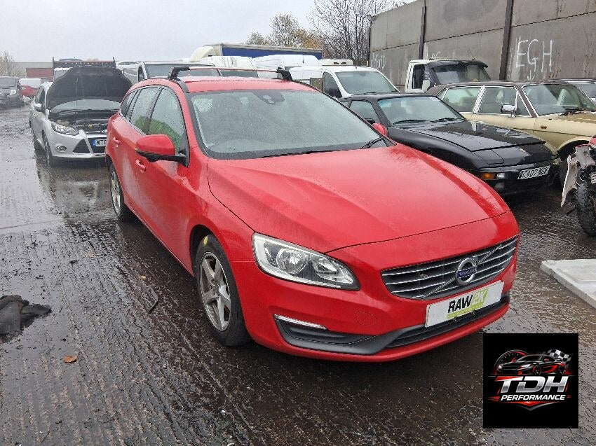 Volvo V60 1ª Gen Facelift (2013-2018) Rojo - Despiece / Recambios