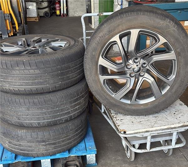 Juego Llantas Land Rover Discovery Sport Ref. 3691