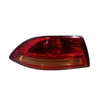 Piloto trasero izquierdo 924012g0 de Kia Magentis (mg)