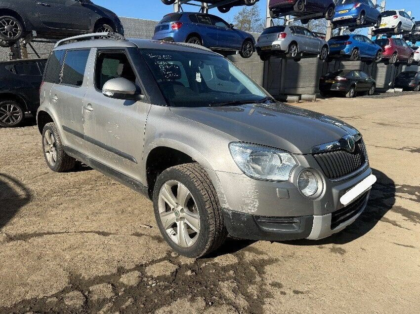 Despiece / Recambios Skoda Yeti 5L (2009-2013) SUV Beige