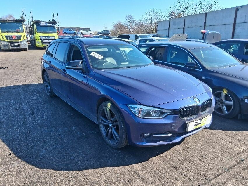 BMW Serie 3 F31 Touring 2012-2019 Azul - Despiece / Recambios