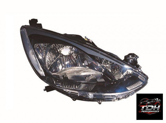 Faro Derecho Mazda 2 Nuevo Ref. D651510K0D