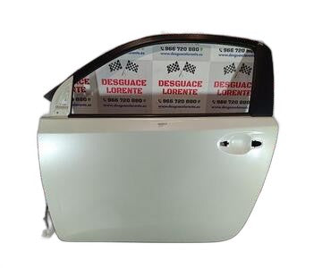 Puerta delantera izquierda de Toyota Iq (nuj1/ngj1/kgj1)