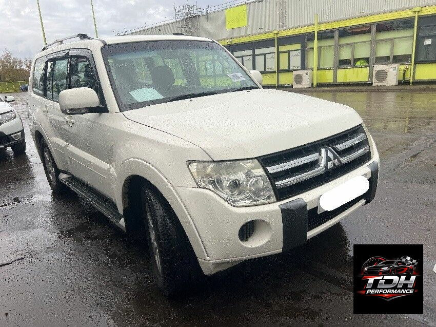 Mitsubishi Montero Pajero V80 2006-2021 Blanco - Despiece / Recambios