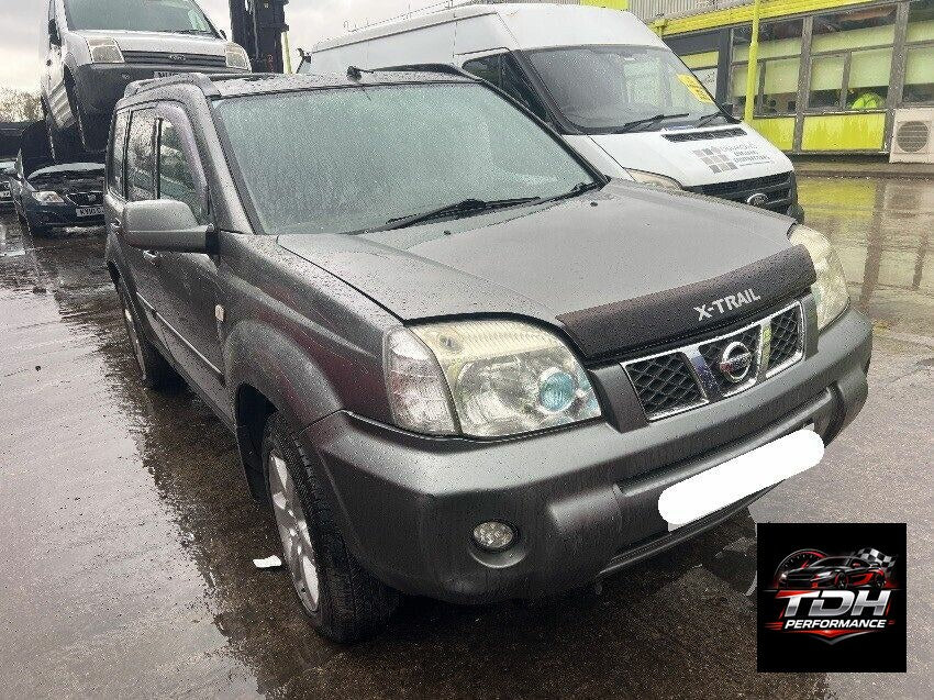 Nissan X-Trail T30 2001-2007 SUV Gris - Despiece / Recambios