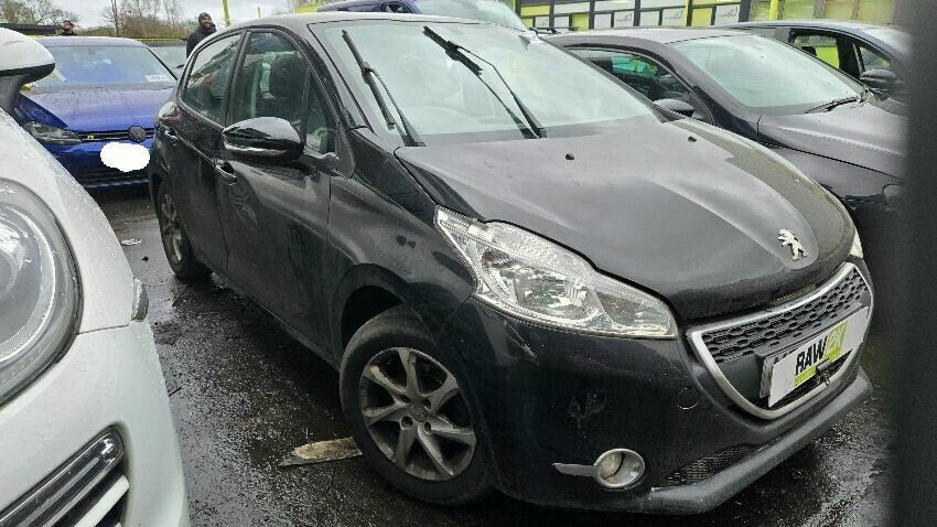 Peugeot 208 I (A9) 2012-2019 Negro - Despiece / Recambios