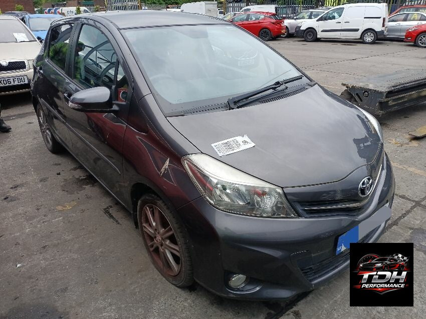 Toyota Yaris XP130 2011-2014 Gris Antracita | Despiece Completo y Recambios