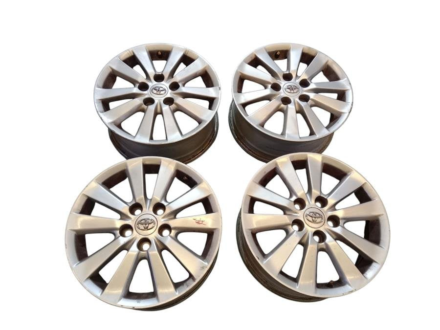 Juego Llantas Toyota Auris