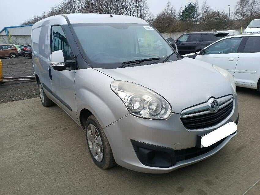 Despiece / Recambios Vauxhall / Opel Combo D (2011-2018) Furgon Plata