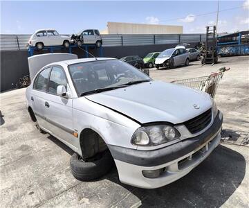 Toyota Avensis Berlina 2.0 TD Terra (4-ptas.) 1998 - Despiece
