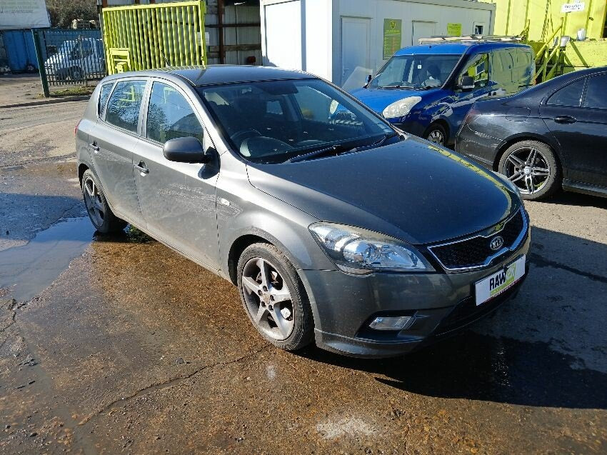 Despiece / Recambios Kia Cee'd (ED) 2009-2012 Hatchback Gris