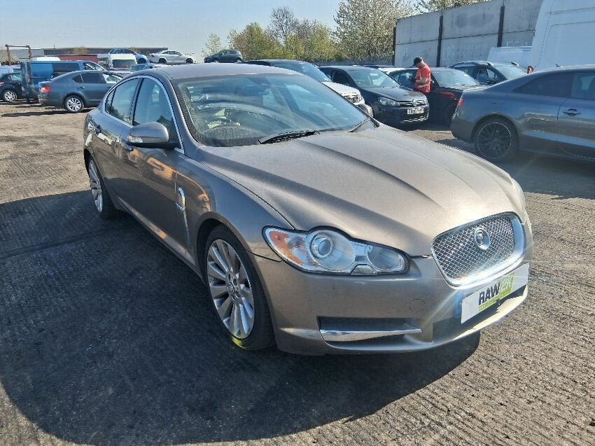 Jaguar XF X250 (2008-2015) Berlina Champagne - Despiece / Recambios