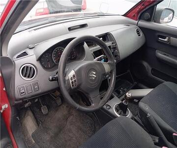 Suzuki Swift Berlina 2005 - Despiece